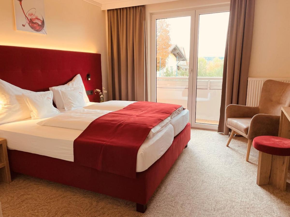 Hotel Pachernighof Velden am Wörther See Extérieur photo
