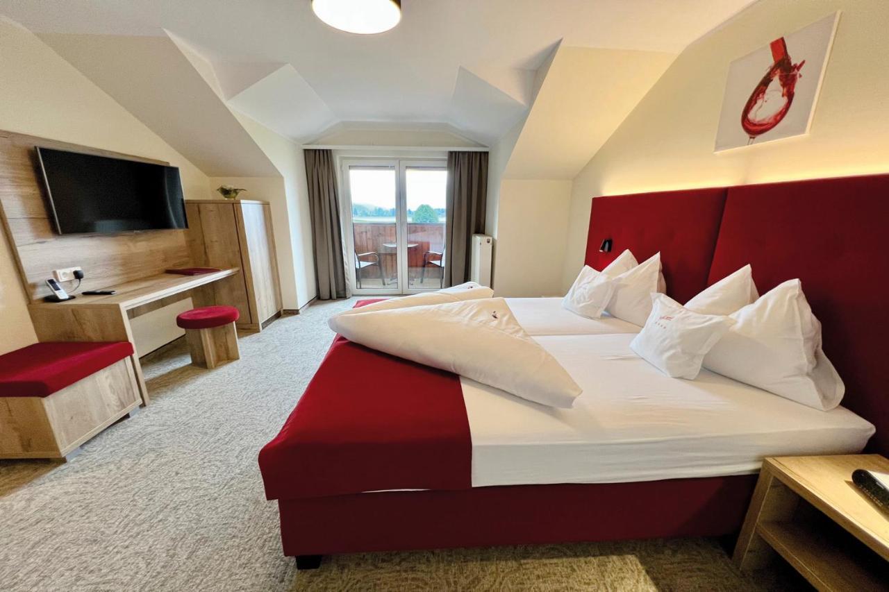 Hotel Pachernighof Velden am Wörther See Extérieur photo