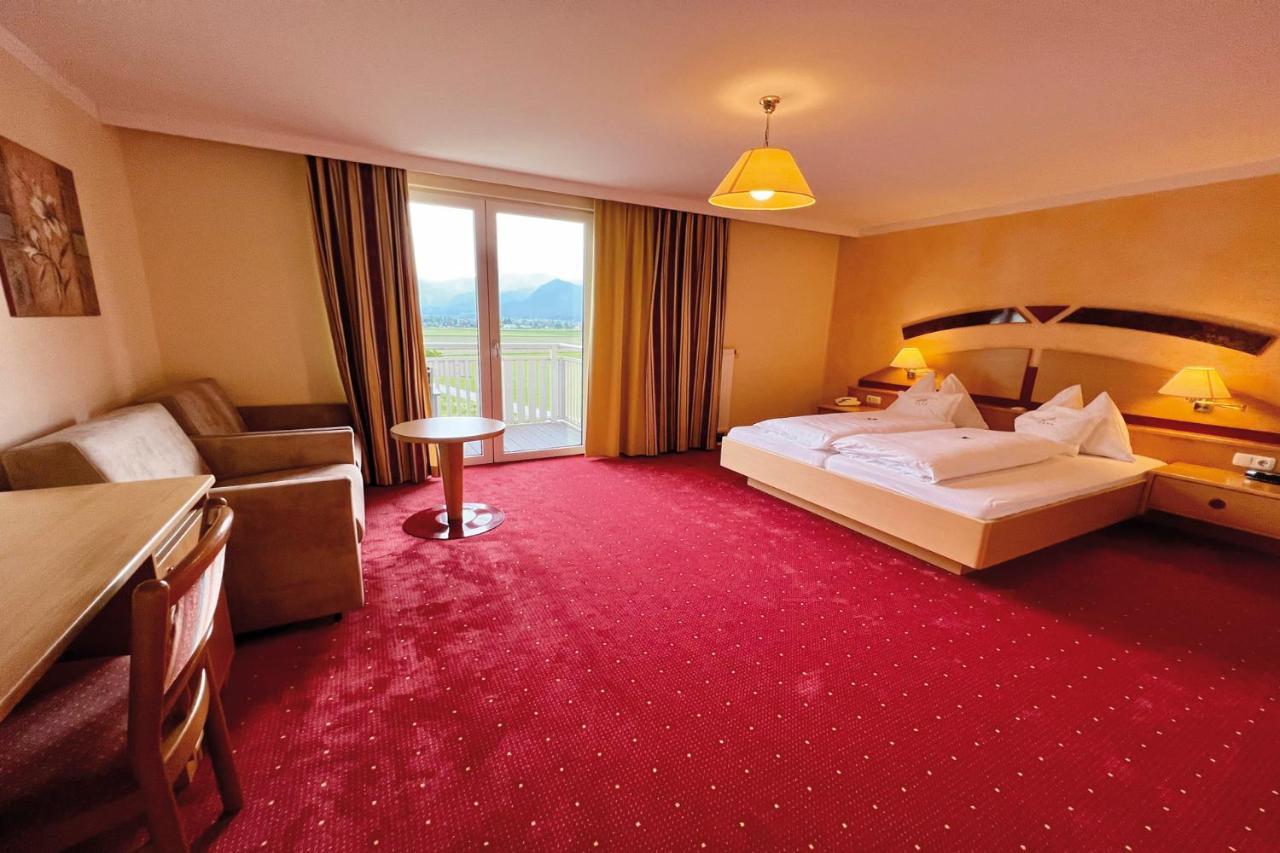 Hotel Pachernighof Velden am Wörther See Extérieur photo